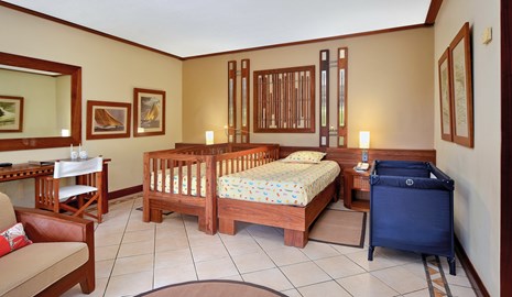 tropical family suite 2